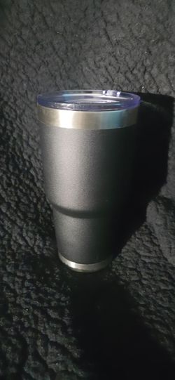 NEW 30oz Stainless Steel Tumbler - Black