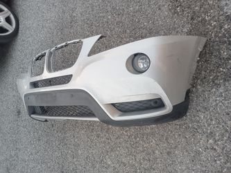 2011-2014 X3 Front Bumper With Fog Lights And Parking Assistance Sensors And Accessories Oem.