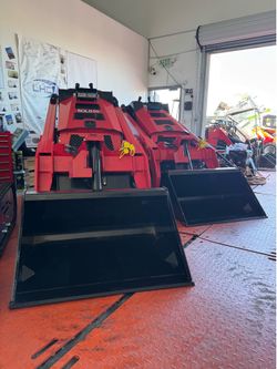 25HP Kubota Diesel Mini Skidsteer — 0 Hours