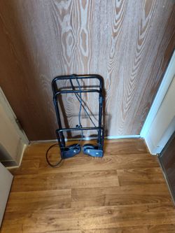 New Black Collapsible Luggage Carrier