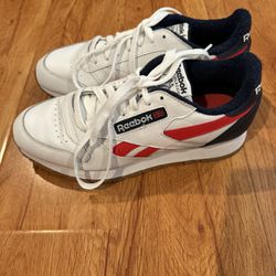 Reebok Retro Classic Sneaker Mens Size 7 