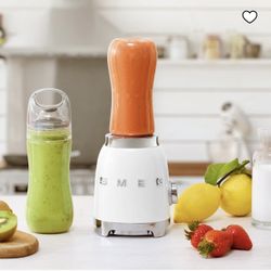 Smeg white blender