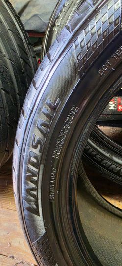 Tire Landsail 305/40/R22 $650