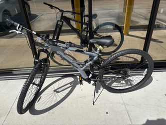 Hyper Aluminum Full Suspension Mountain Bike