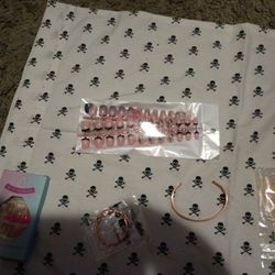 Women's Fingernails Fake Nails Boo Panties Belts Bracelets Accessories All Brand New