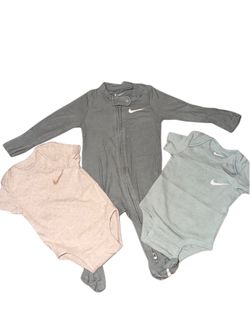 Nike onesies bundle - size 3m