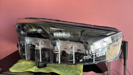 2021 - 2024 FORD MUSTANG MACH-E RIGHT PASSENGER LED HEADLIGHT OEM LJ8B13E014DG
