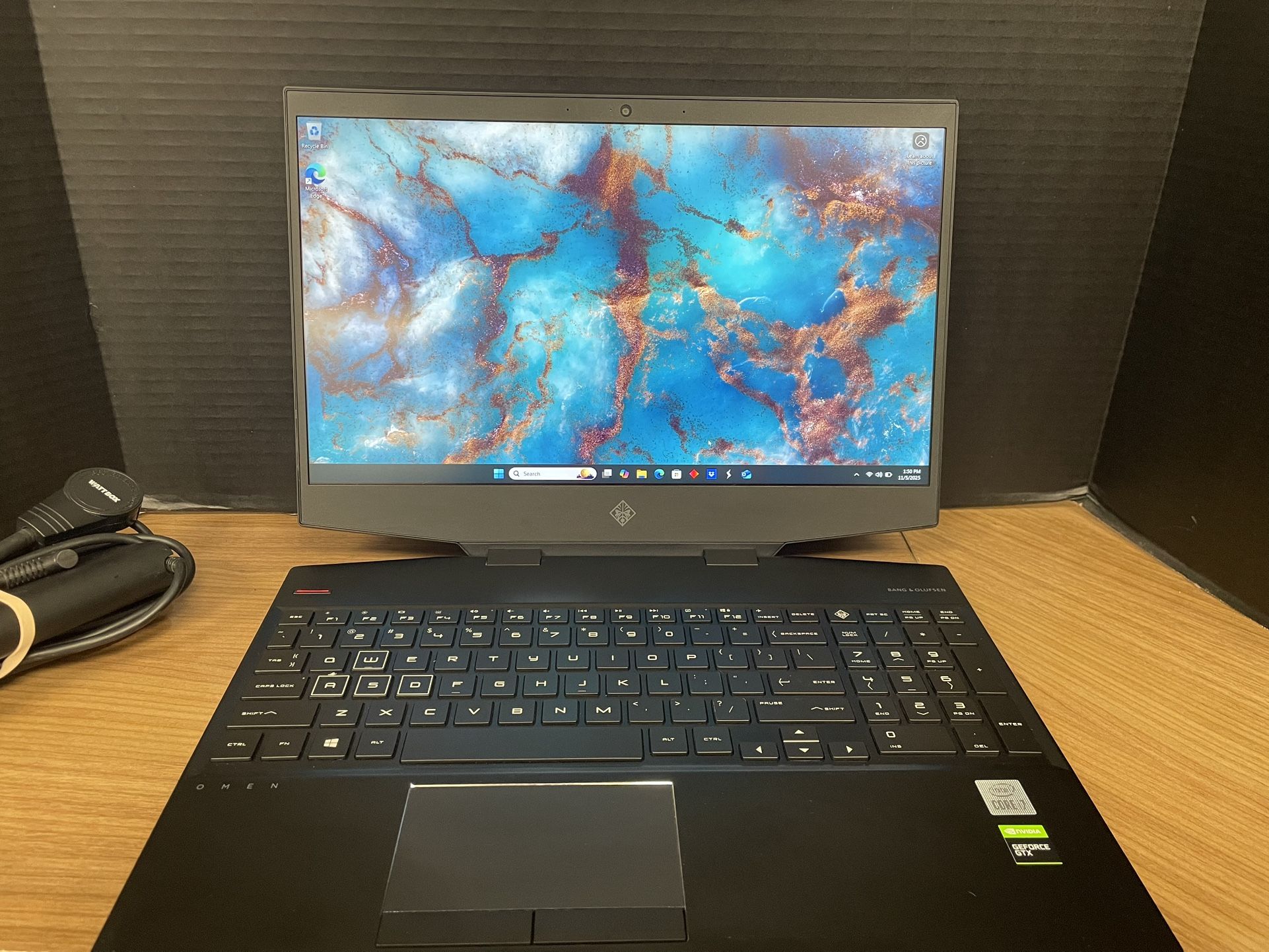 Hp Omen Gaming Laptop 256 + 1tb 8 gb ram 2.60 GHz windows 11 GTX 1660 i7 10th Gen no offers or trades please!!!