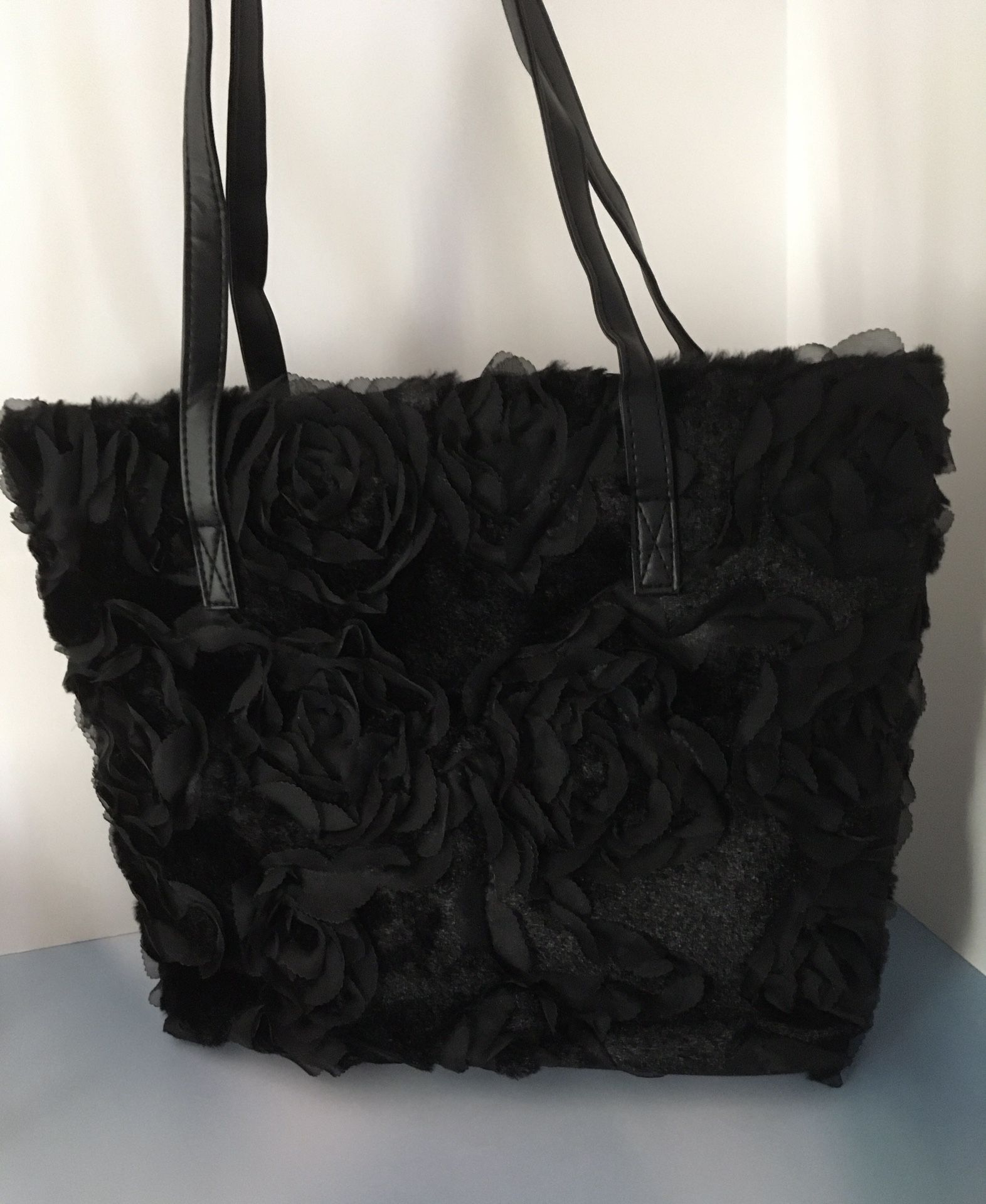 Black Shoulder Bag