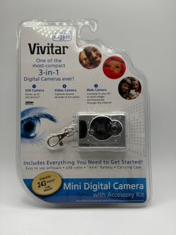 Vintage Vivitar Mini Digital Camera with Accessories