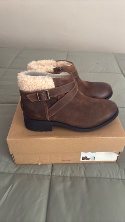 UGG WOMENS BOOTS