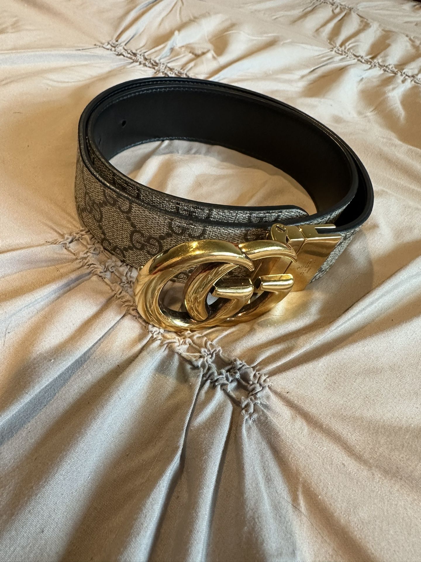 Women’s Double Sided Gucci Belt