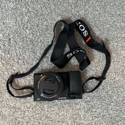 Sony A6400 With Stock Lens And Extra
