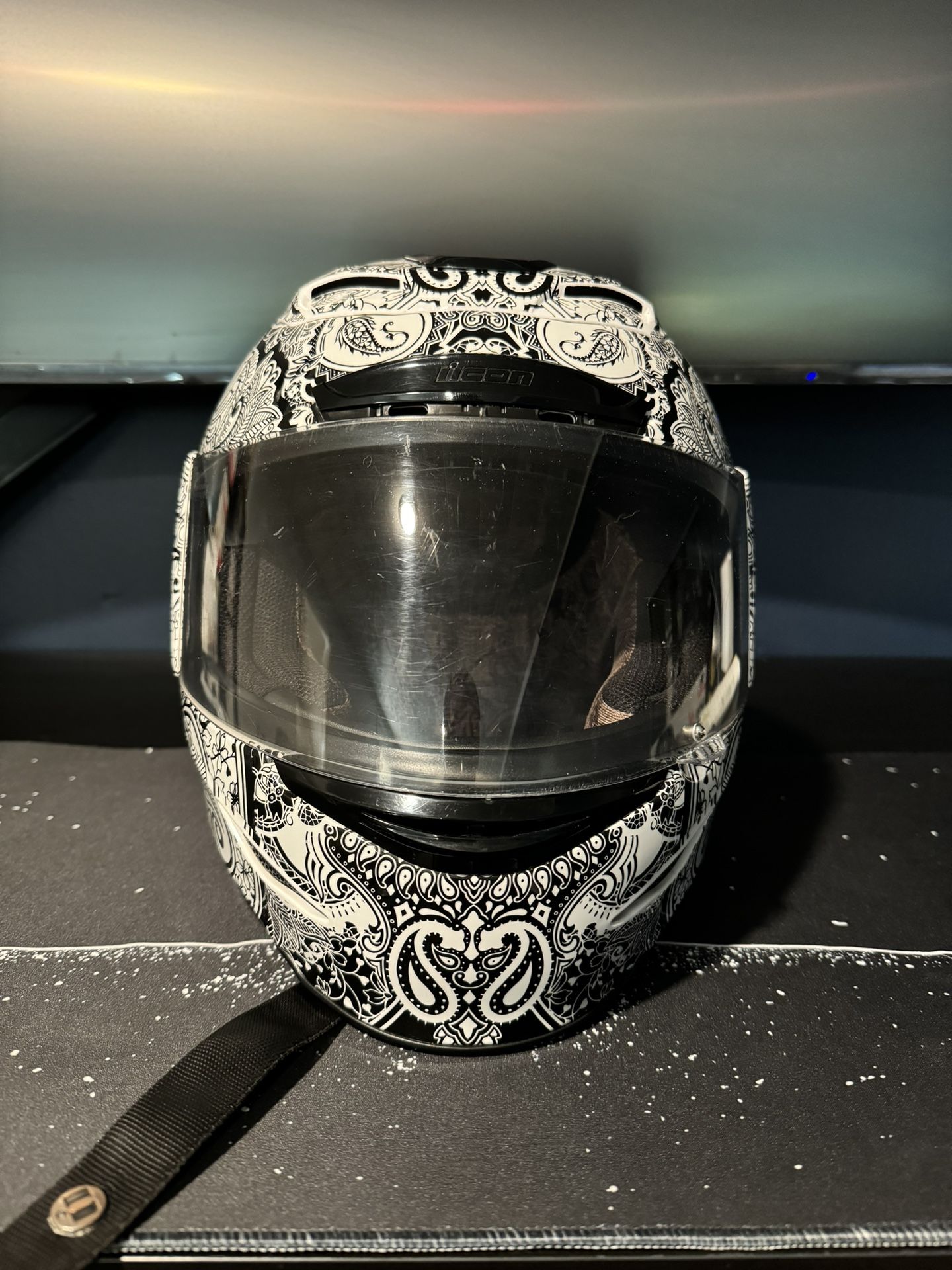 Icon Airmada Chantilly Opal Helmet