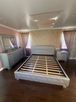 California king with dresser and nightstand