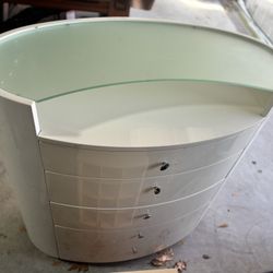 White Five Door Dresser With Glass Top