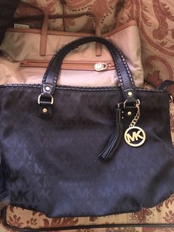 Michael kors tote