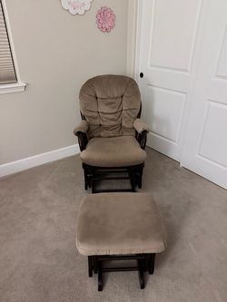Glider Rocking Chair with Ottoman