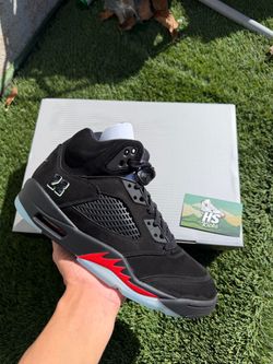 Jordan 5 Halloween
