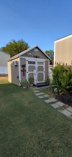 Storage shed 5yrs old