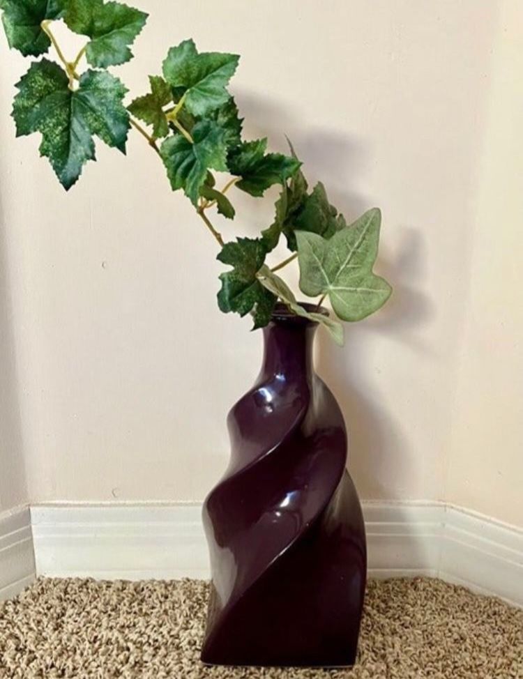 Vase H11” W5” Swirl Blueberry Color