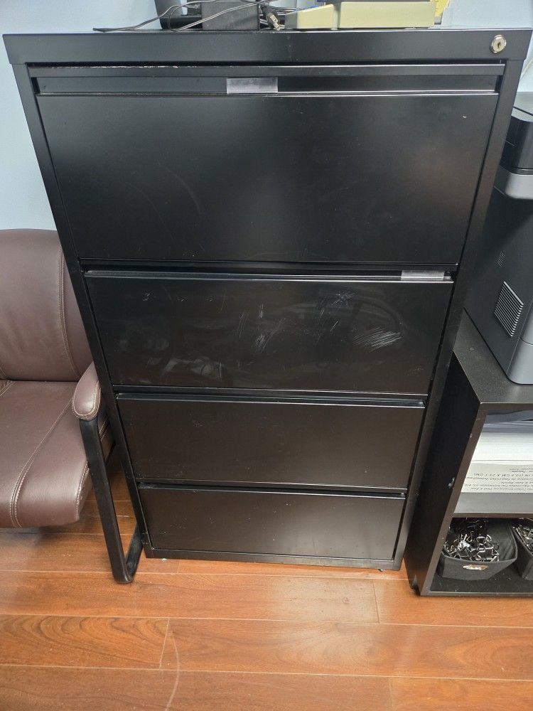 4 DRAWER FILING CABINET