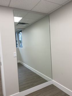 Walk mirror