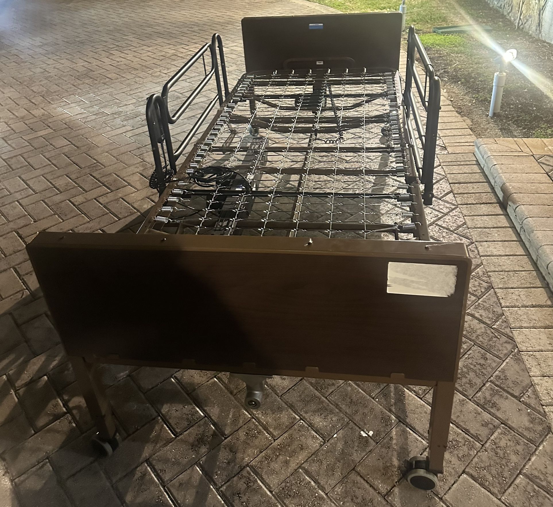 Med Line Electric Twin Bed With Rails