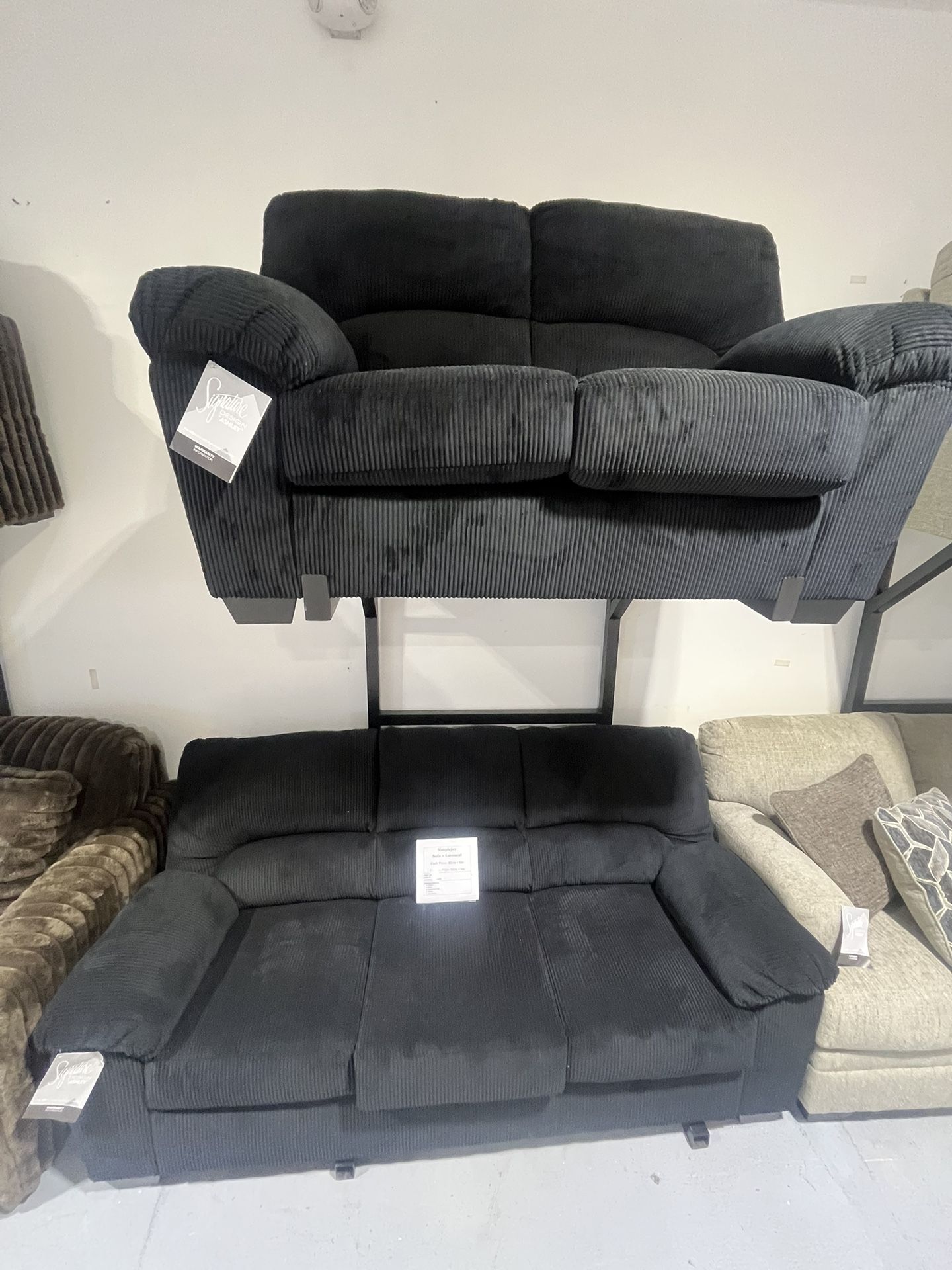 🖤Sofa+Loveseat Set 🖤