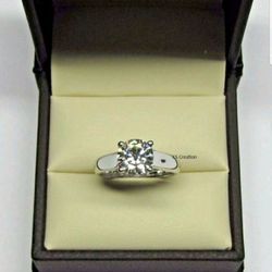 GENUINE 2 CT SILVER MOISSANITE SOLITAIRE RING SIZE 6.5