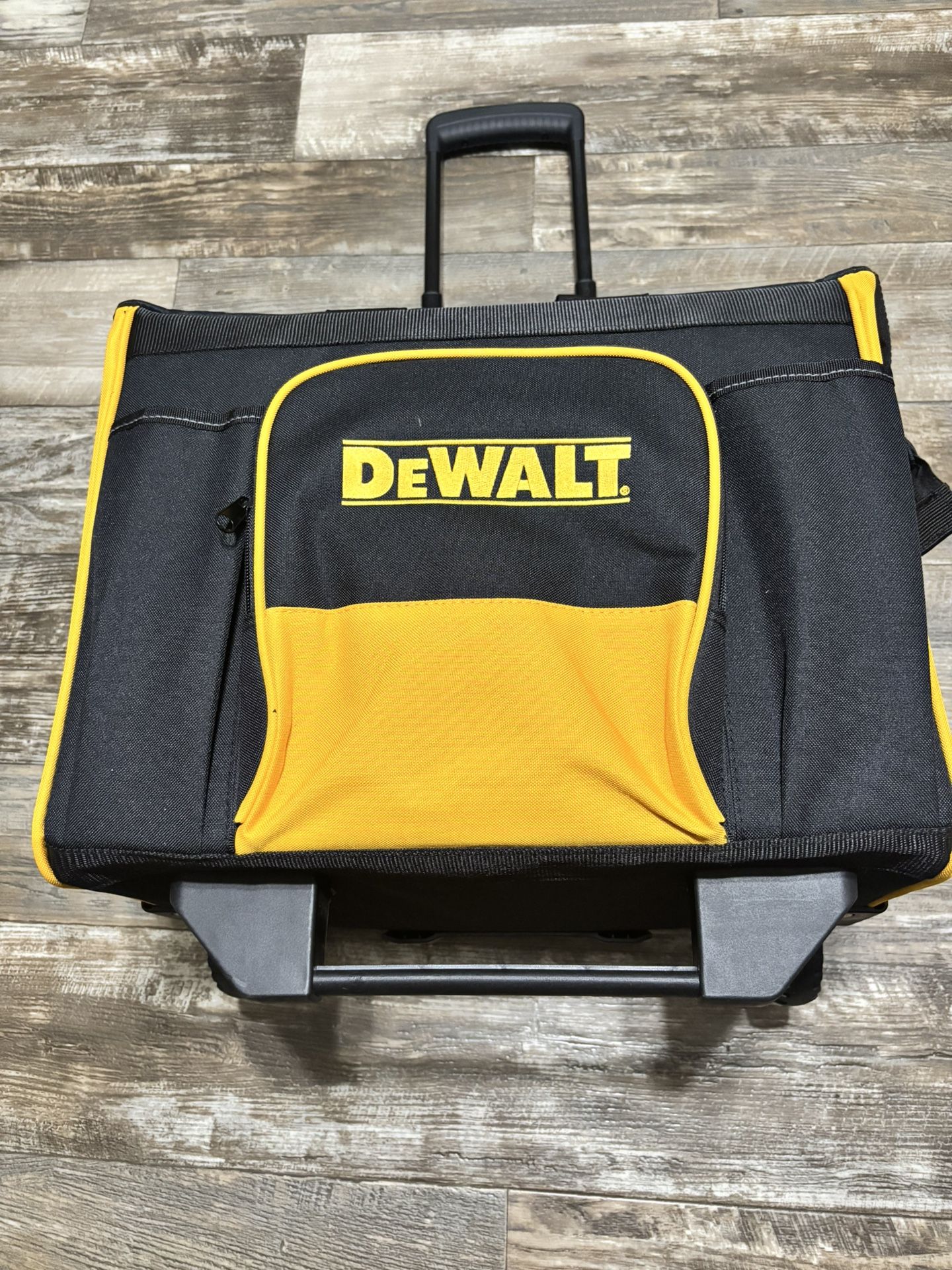 Dewalt Bag Dewalt Roll Heavy Duty Hard Bottom Tool Bag