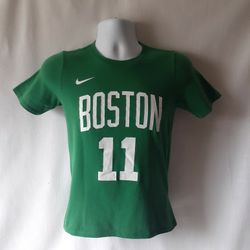 Nike Boston Celtics #11 Kyrie Irving boys t-shirt size M