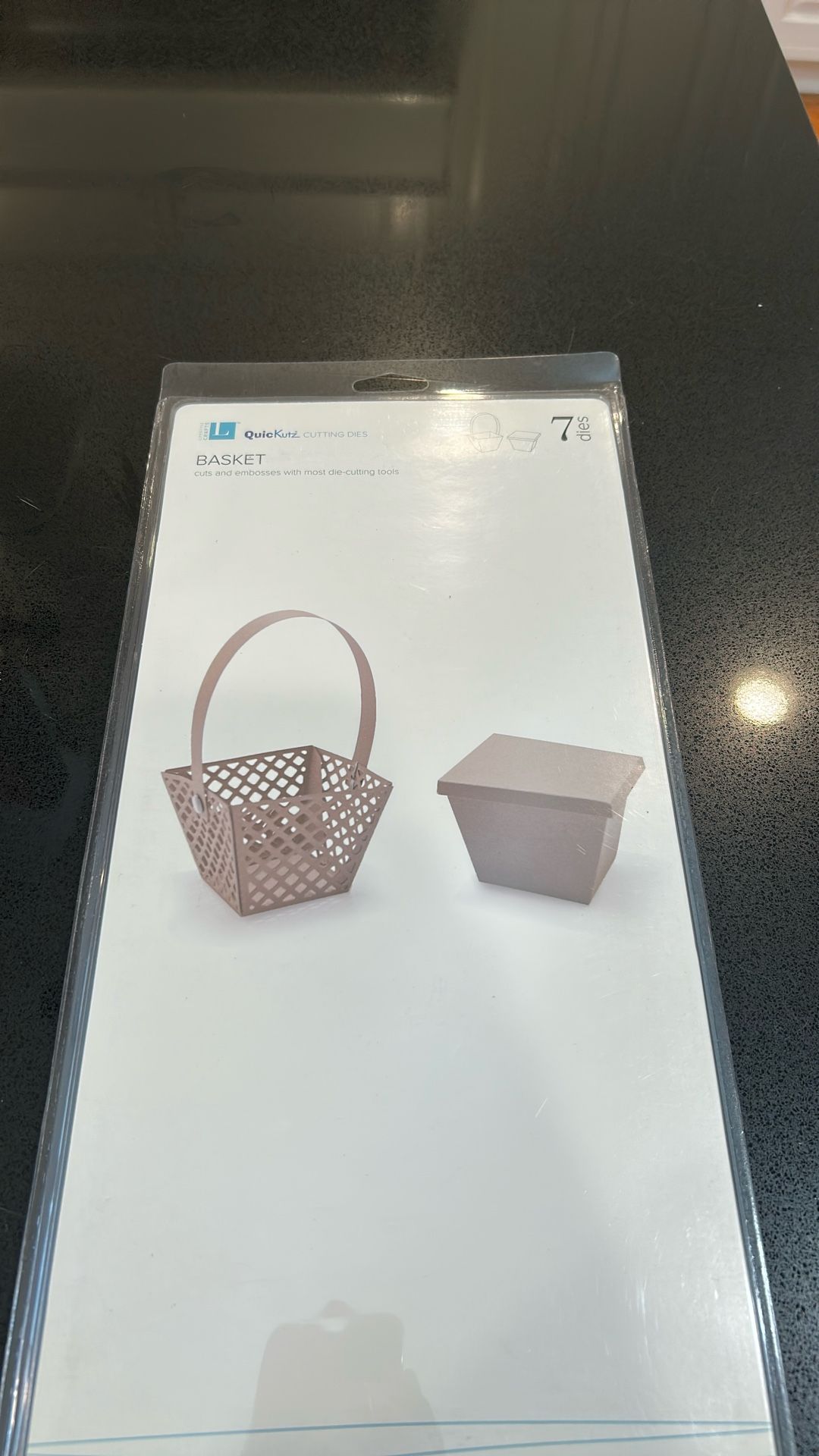 Die That Cuts A Tiny Basket