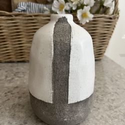  Ceramic Vase $5