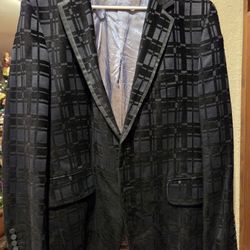 Gucci Mens Jacket.  Almost New. Size. 40-42