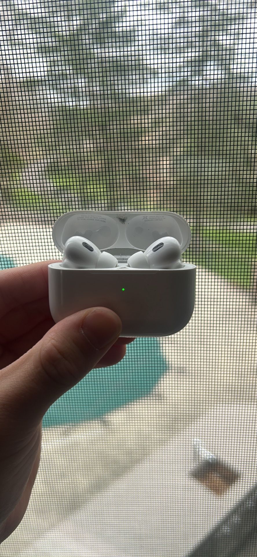 Lightly Used Apple AirPod 2nd Gen