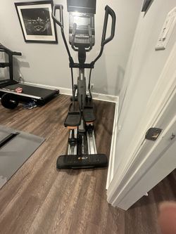 Nordictrack Elite 16.7 Elliptical