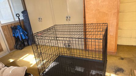 Dog crate