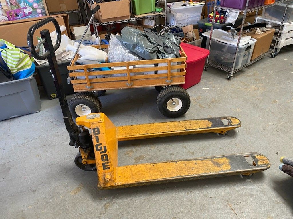 Fork Lift And Pallet Dolly