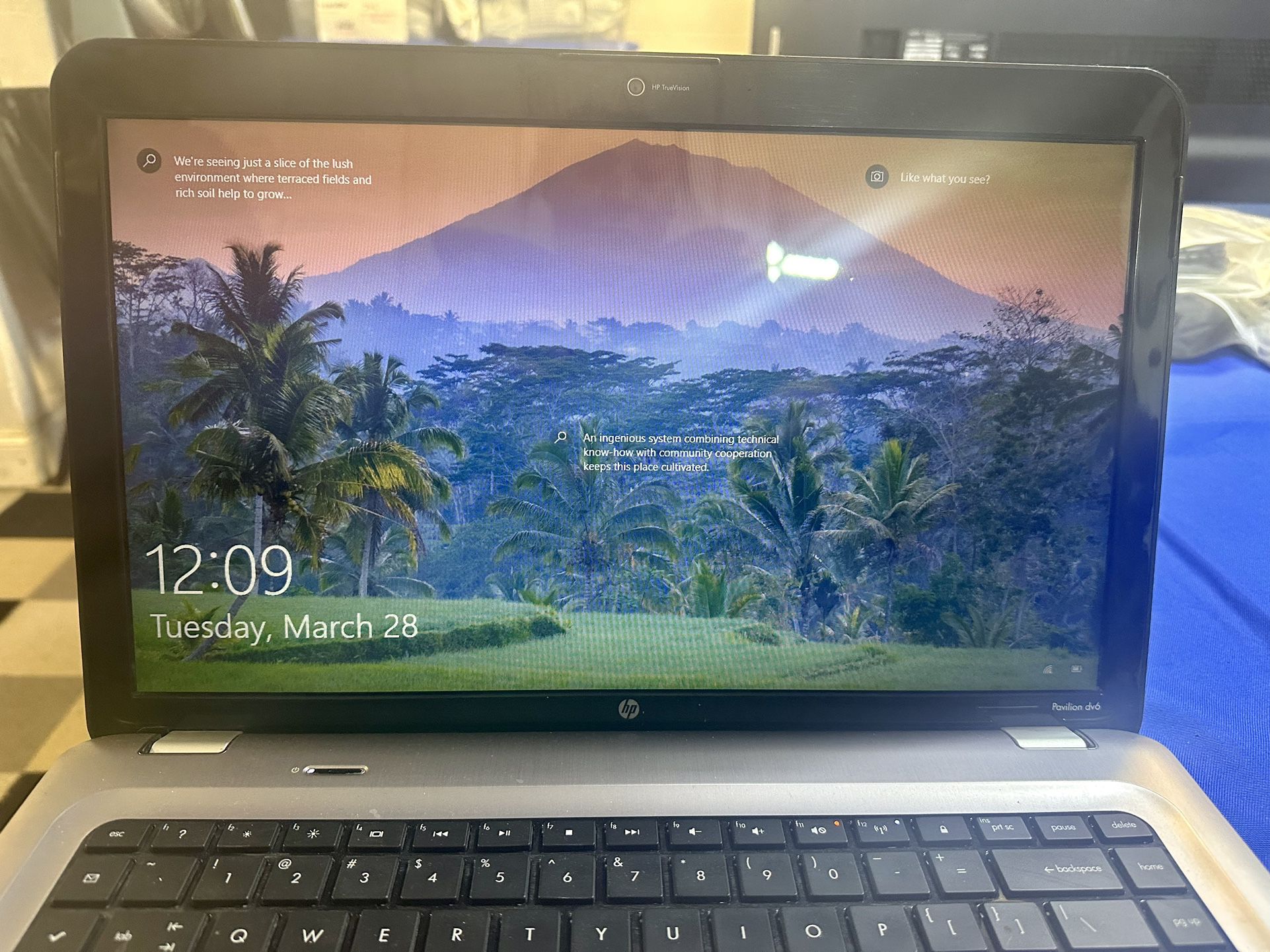 HP Pavilion 15.6” Notebook PC- Windows 10 Pro-Silver