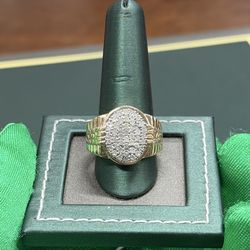 Diamond pinky ring gold nugget side style ring