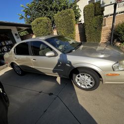 2000 Nissan Maxima 