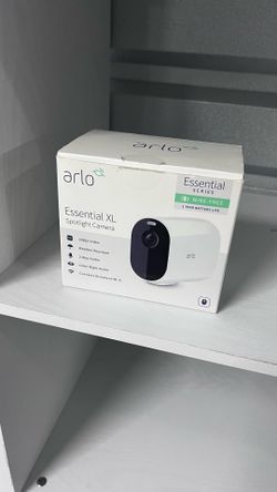 Arlo Essential XL Spotlight Camera