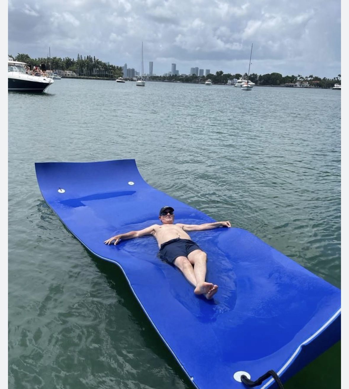 West Marine Floating Mat