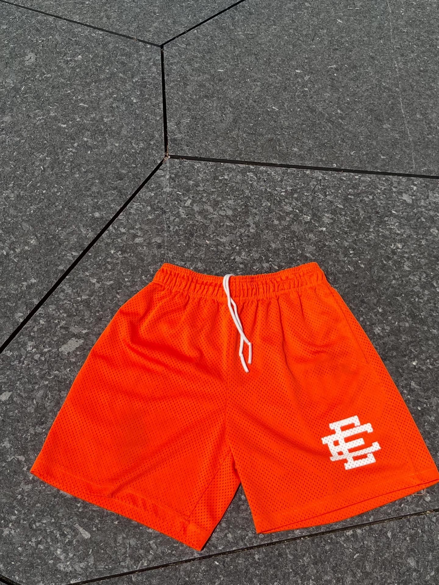 EE Shorts