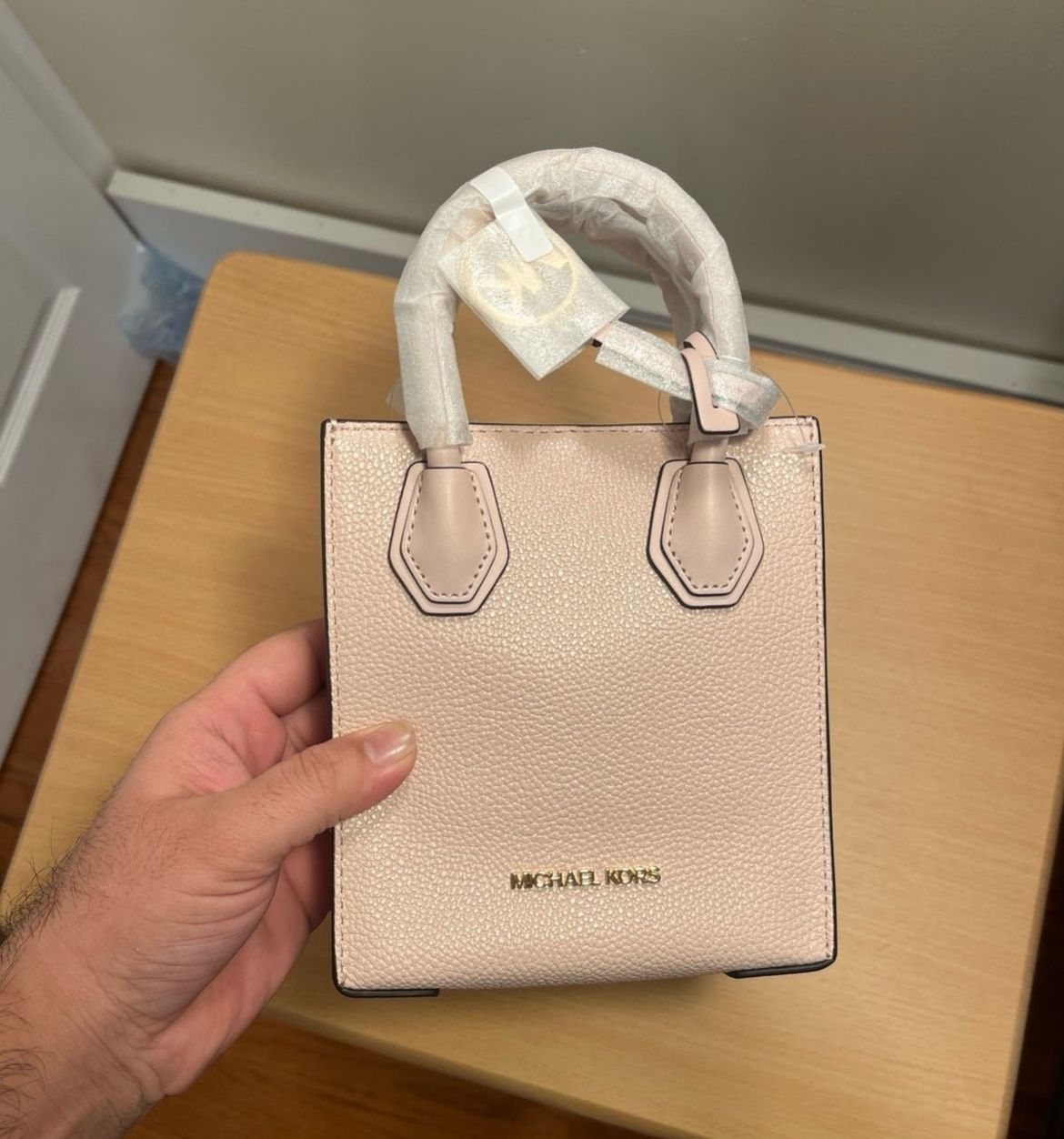 Michael Kors Mercer Extra-Small Pebbled Leather Crossbody Bag (Powder Blush) 35S