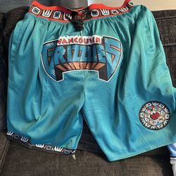 Basketball Shorts Grizzlies (XL) Only