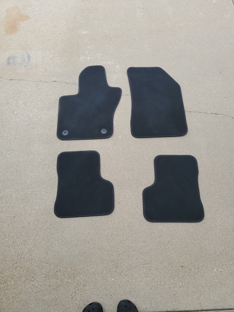 2021 Jeep Renegade Carpet Floormats