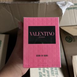 Valentino Cologne Looks Good 1:1 Cologne 