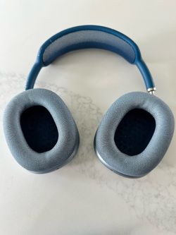 Apple AirPods Max (1st Generation)